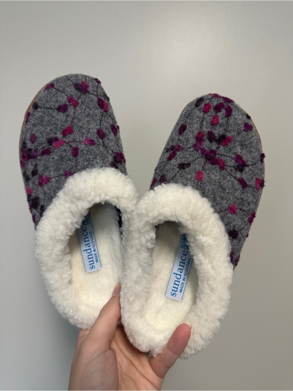 Sundance Gray Wool Slippers with Pink Floral Accents // Size 35 / US 4.5-5 women